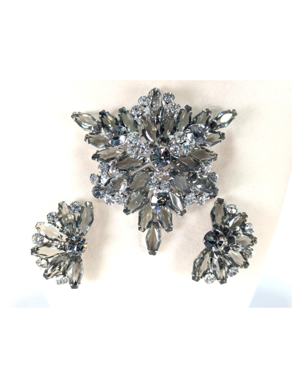 1950s Juliana D&E Book Piece Brooch Earrings Set Smoky Gray Coffin Navette 3"